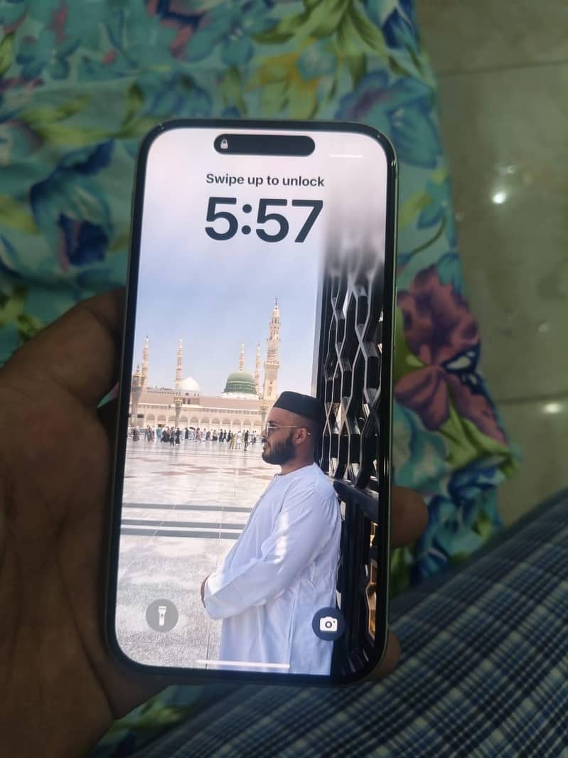 Apple iPhone 15 0