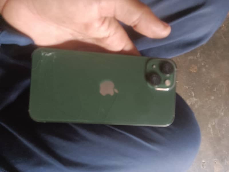 Apple iPhone 13 5