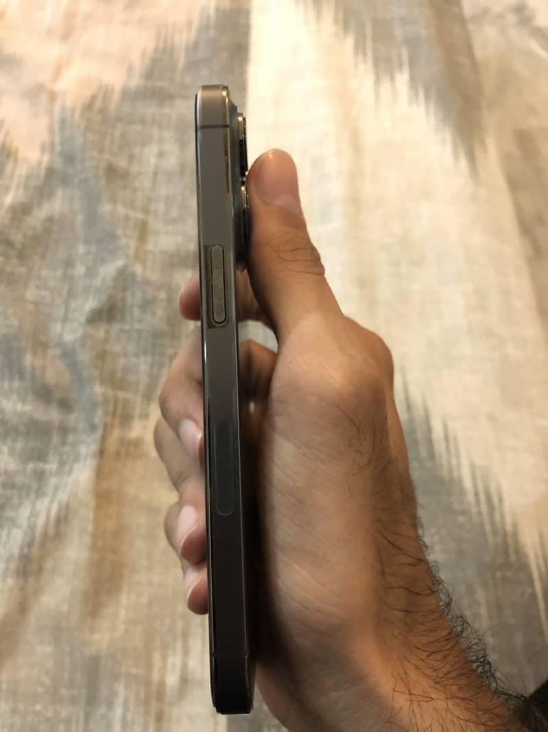 Apple iPhone 13 Pro 5