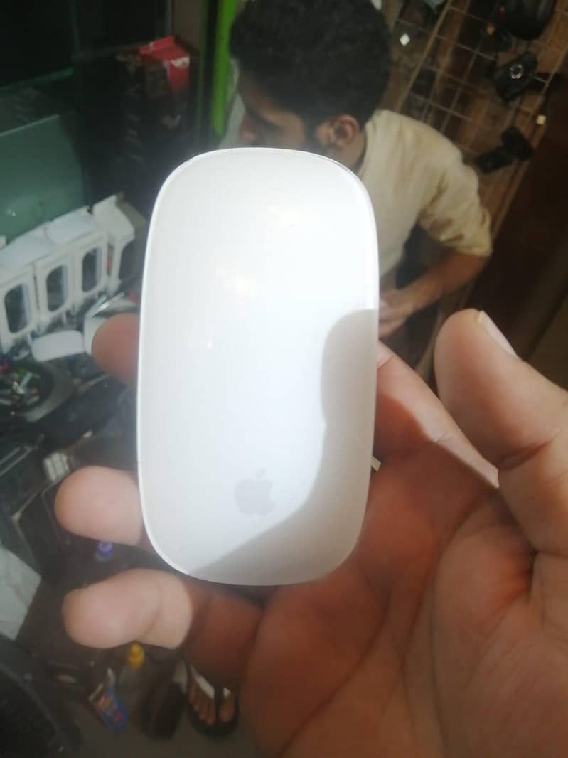 slightly used magic 2 mouse 1