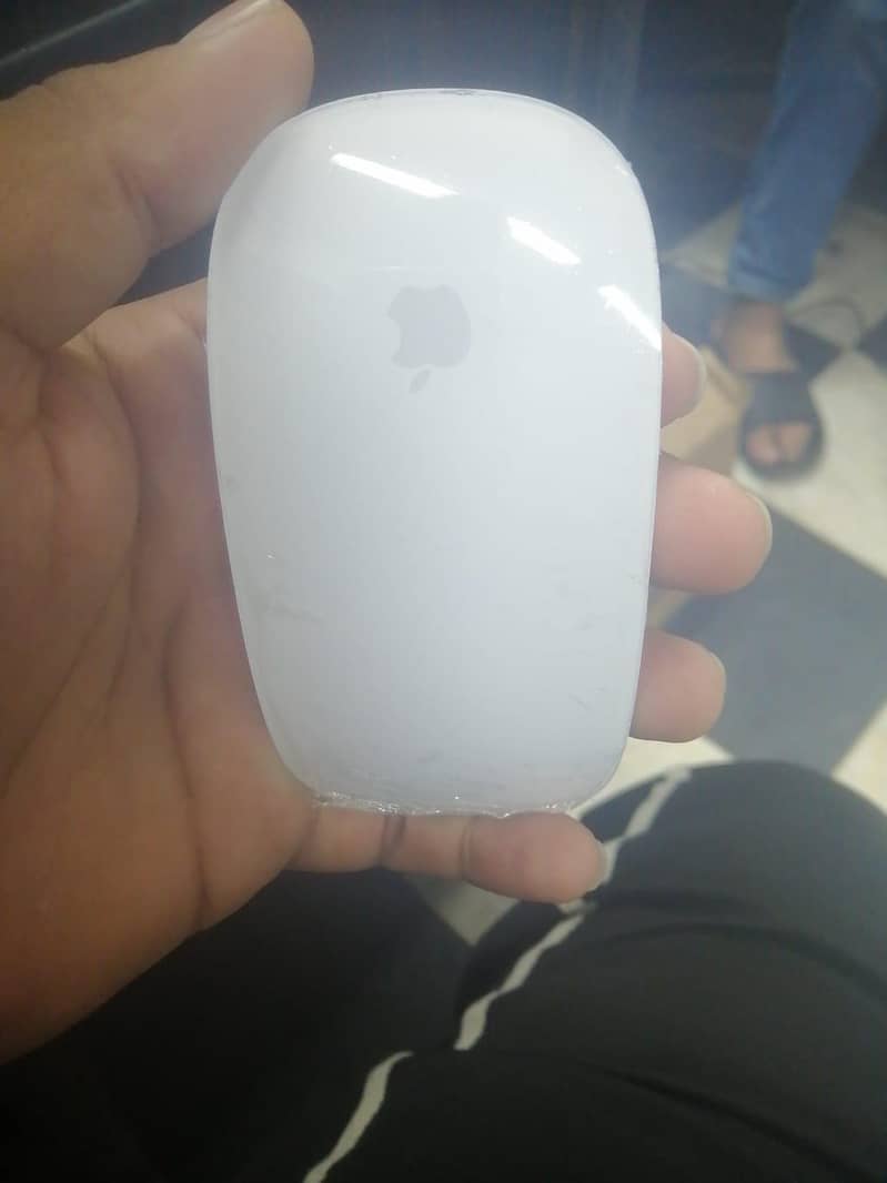 slightly used magic 2 mouse 3