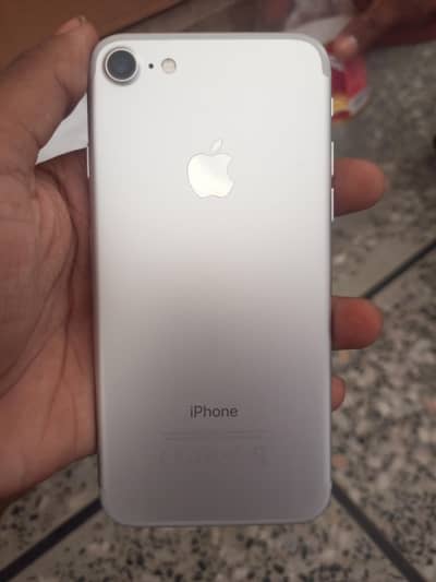 Apple iPhone 7