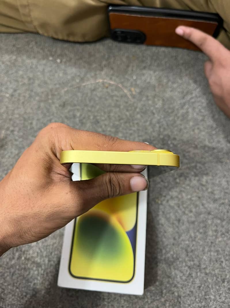 Apple iPhone 14 plus 6