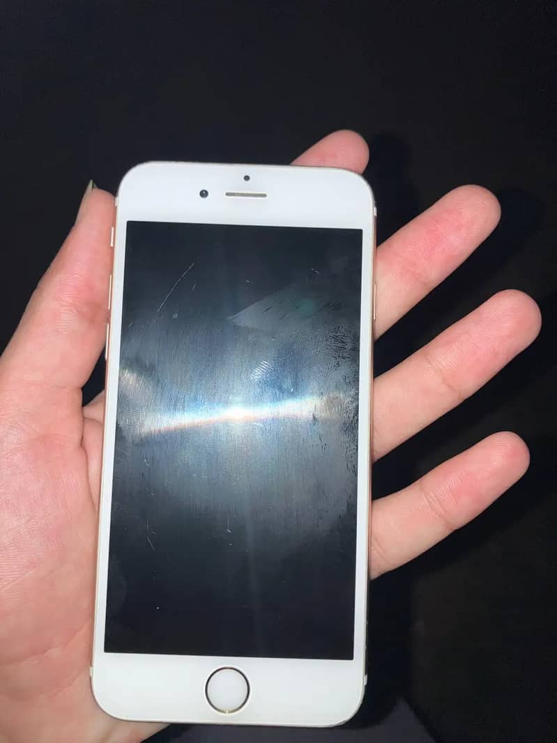 Apple iPhone 6S 1