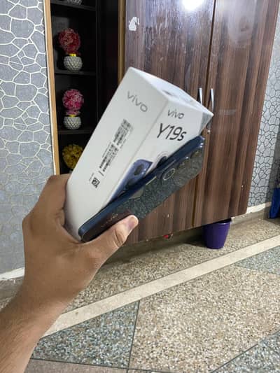 Vivo Y19s