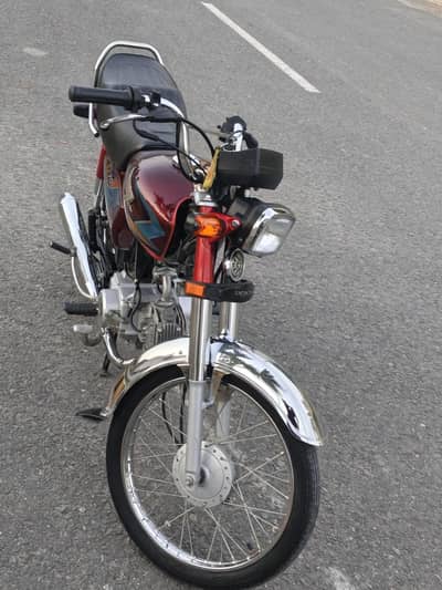 brand new condition Honda 70