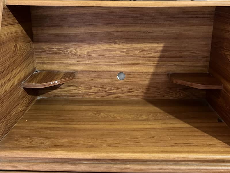 Computer table for sale 4