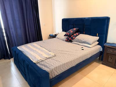 used queen sized bed