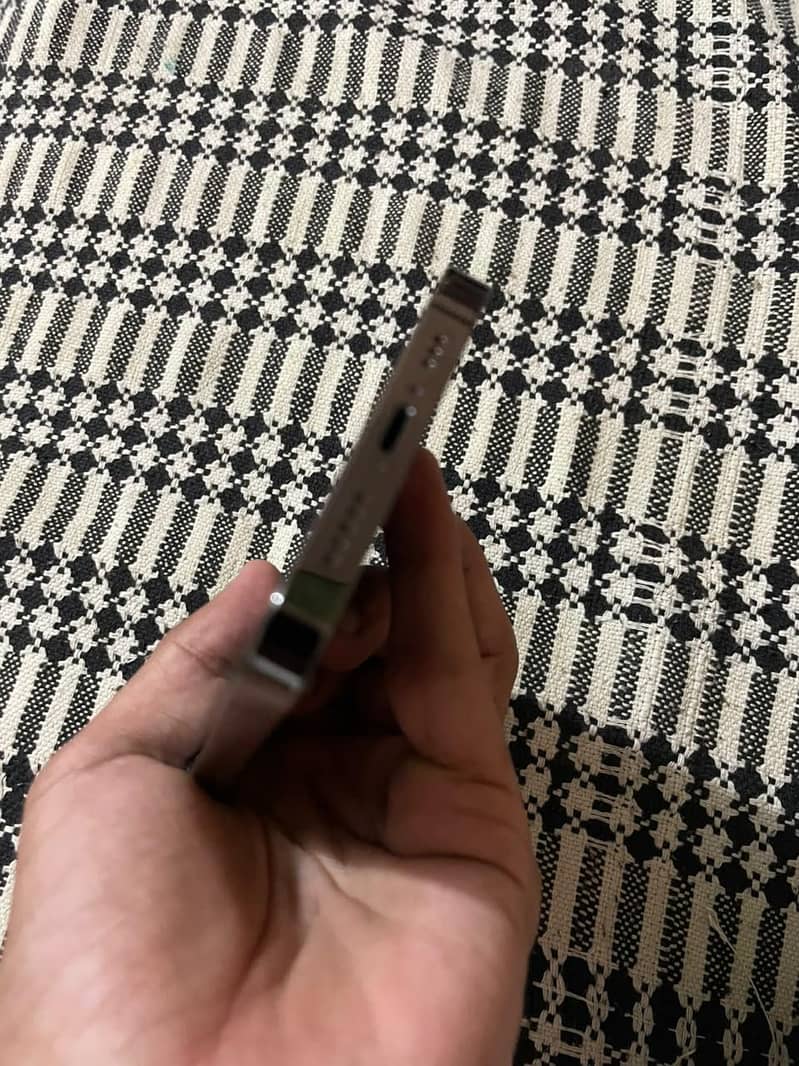 Apple iPhone 12 Pro ( PTA ) 1