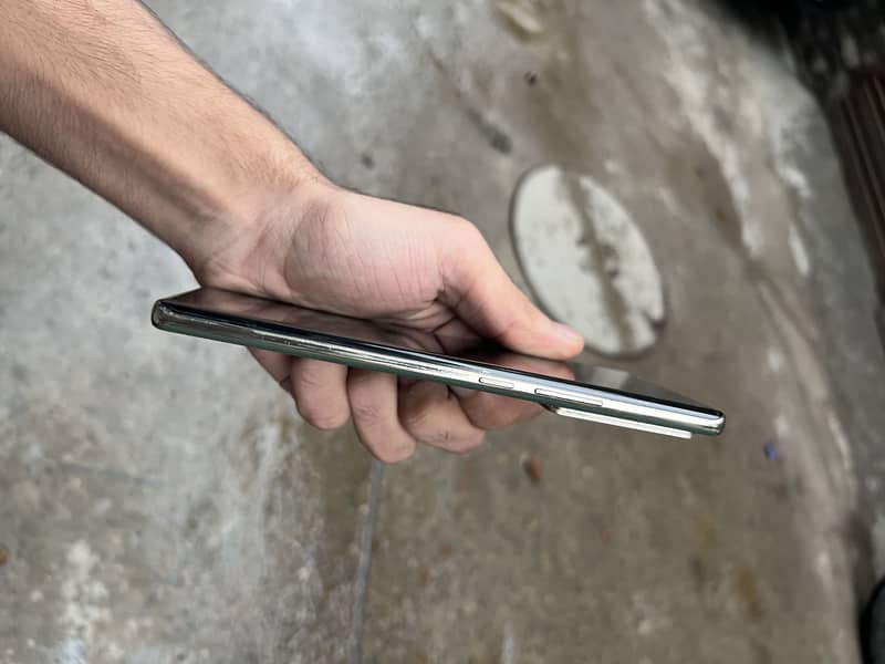 Infinix Note 40 Pro 1