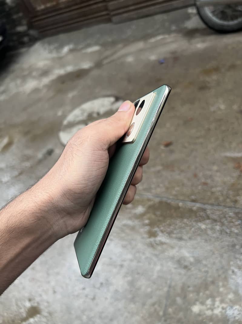 Infinix Note 40 Pro 2
