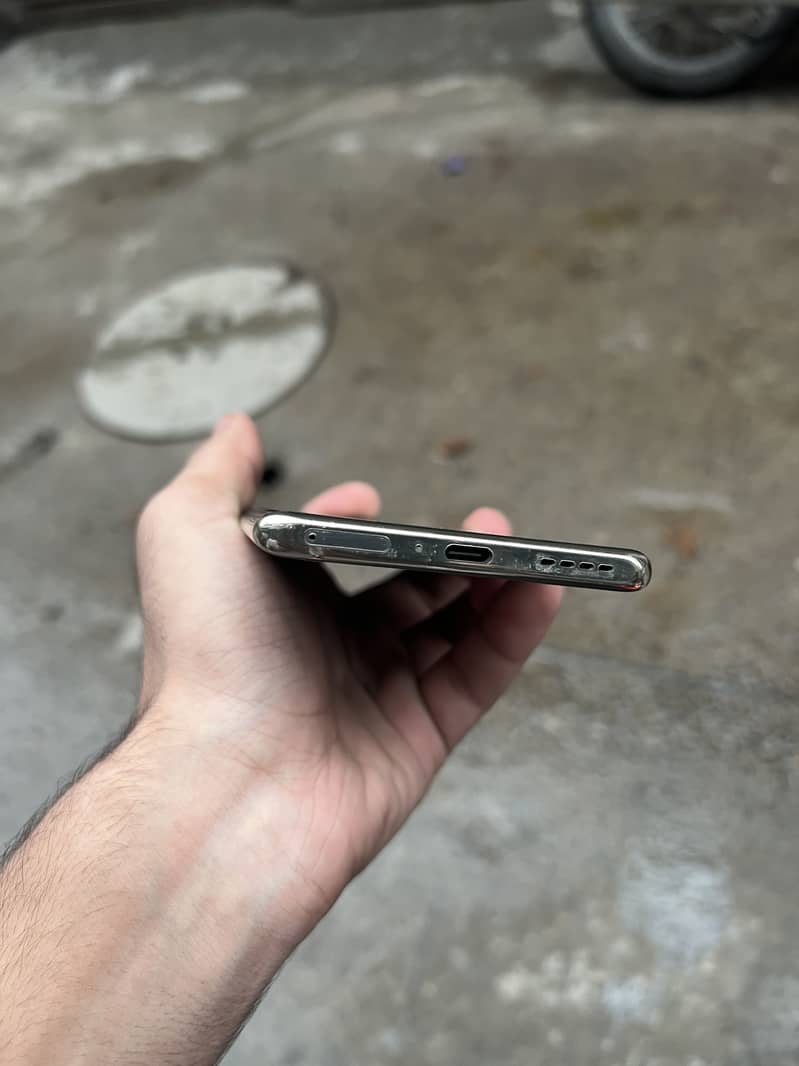 Infinix Note 40 Pro 3