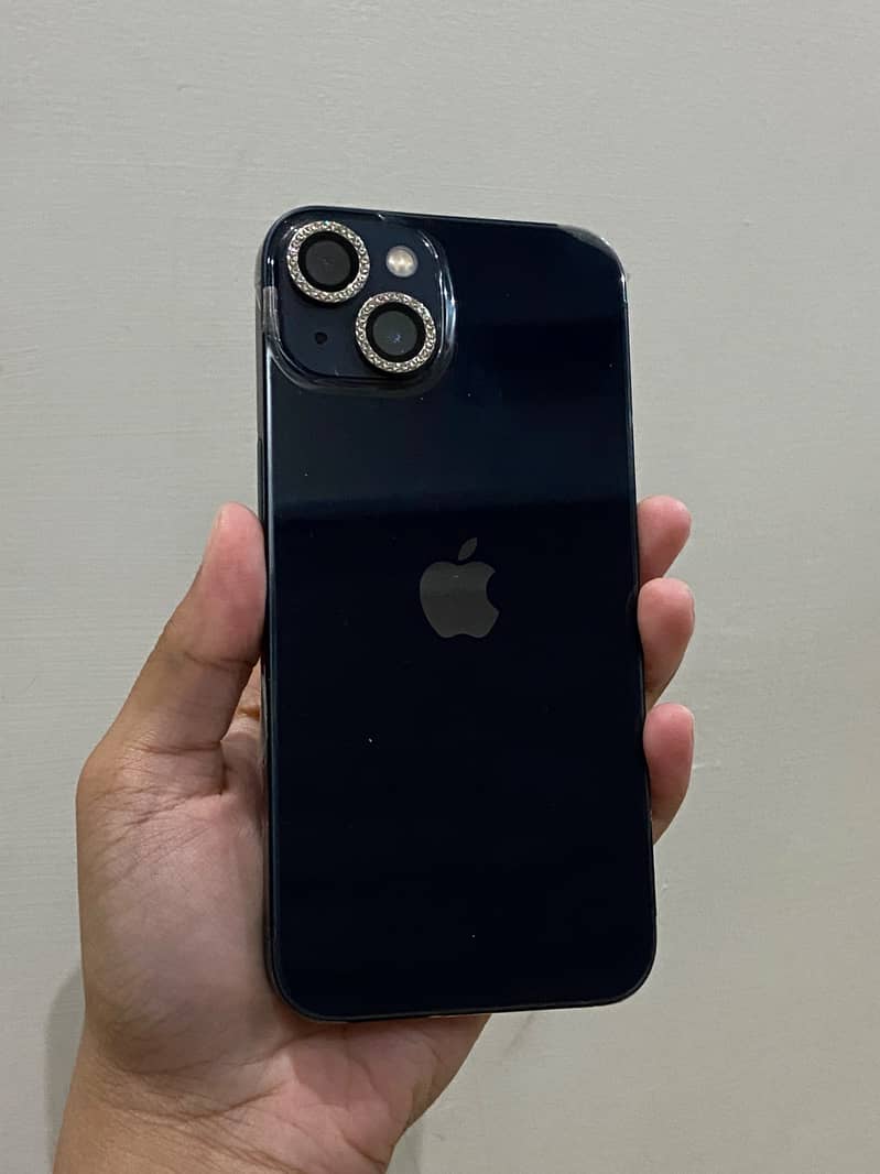 Apple iPhone 13 2