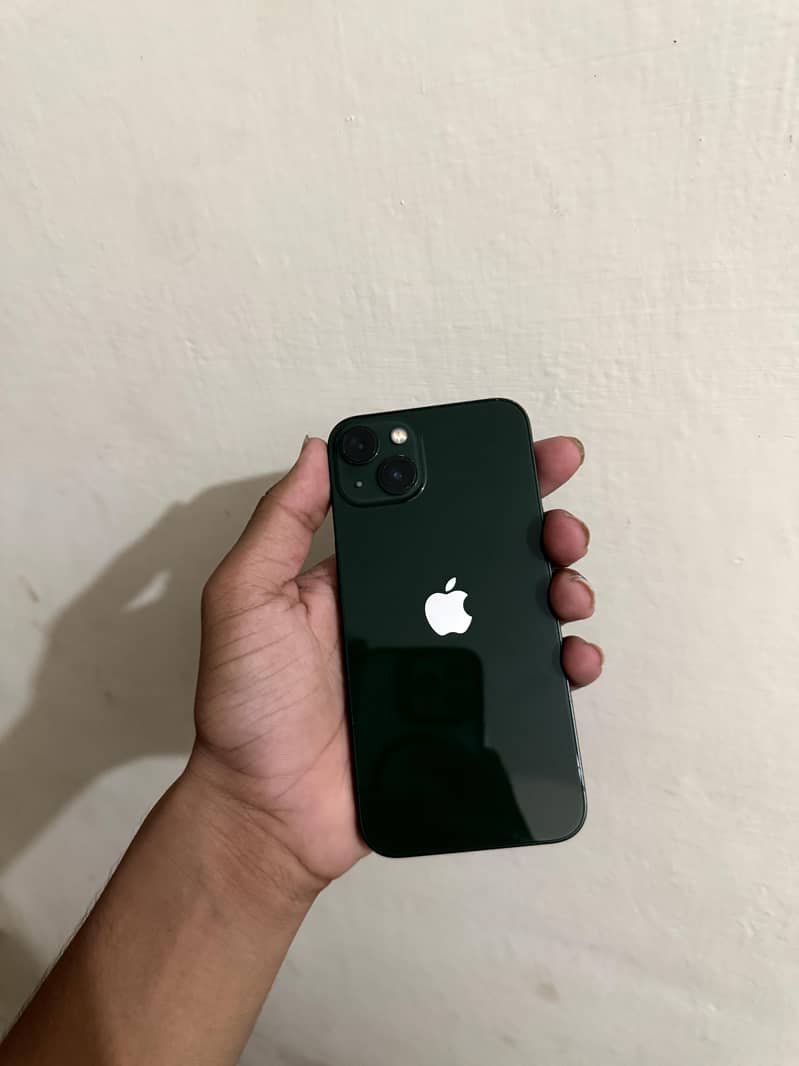 Apple iPhone 13 7