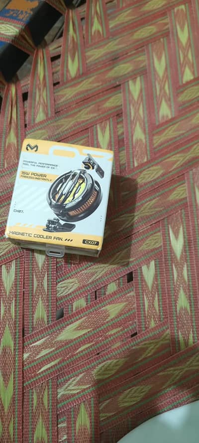 Cooling fan for mobile fan