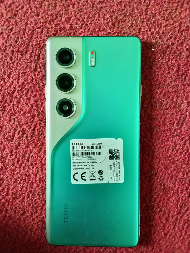 Tecno CAMON 40 Pro 6