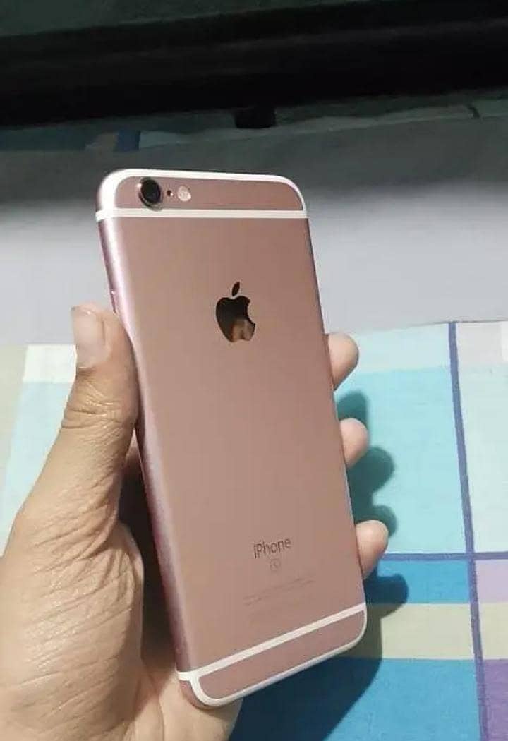 Apple iPhone 6S Plus 0