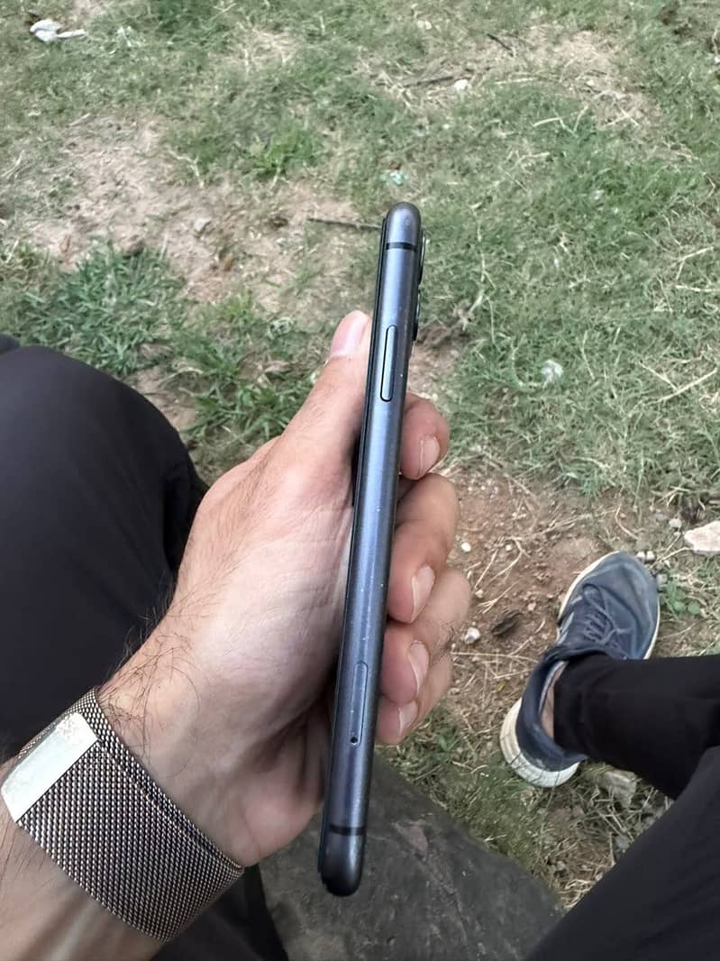 Apple iPhone 11 1