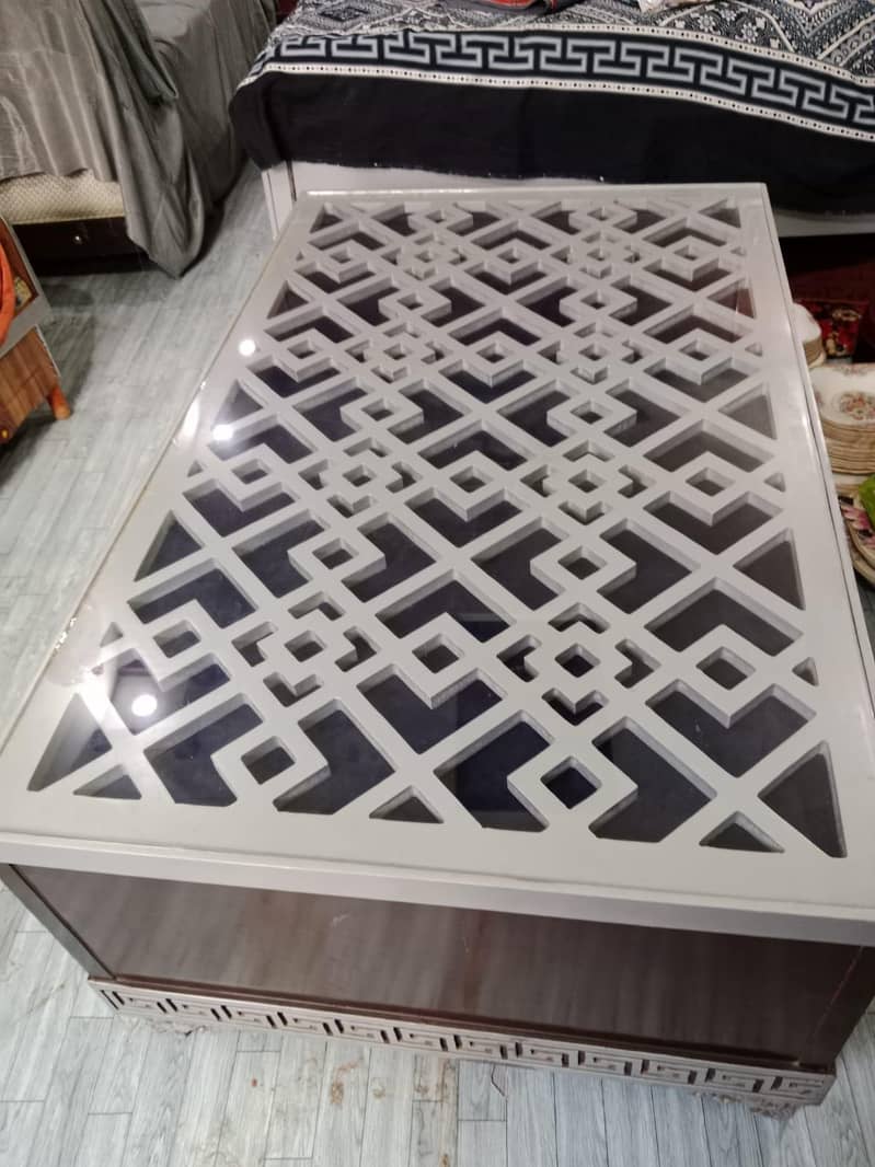 Tea Table 0