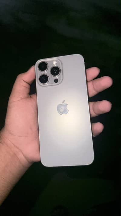 Apple iPhone 15 Pro Max