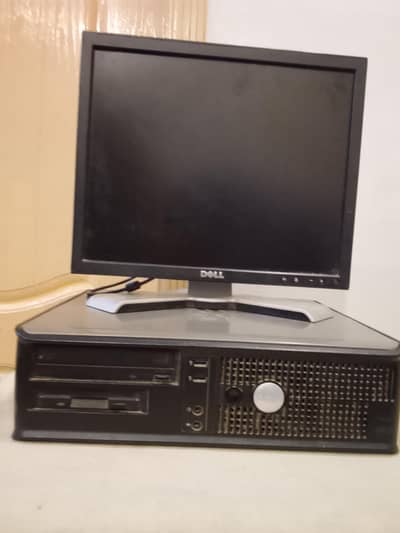 Core 2 due full system with monitor mouse and keyboard