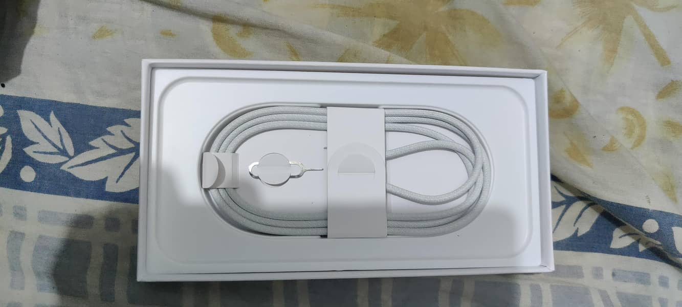 Apple iPhone 17 Pro Max 3