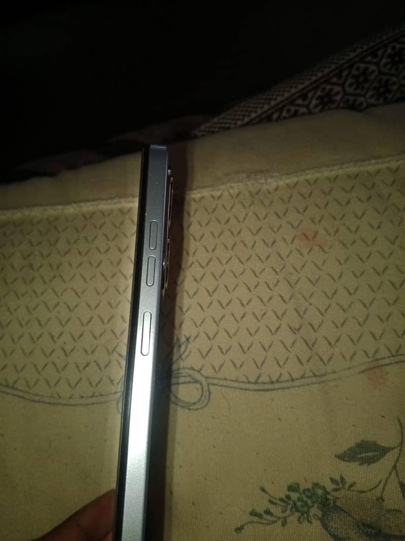 Tecno Spark 20 1