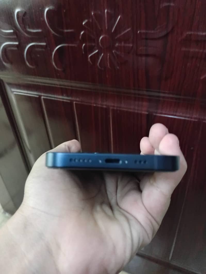 Apple iPhone 14 2