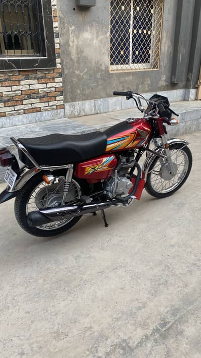 | Honda CG 125 | Model 2026 | Condition 10/10 | Low Millage |
