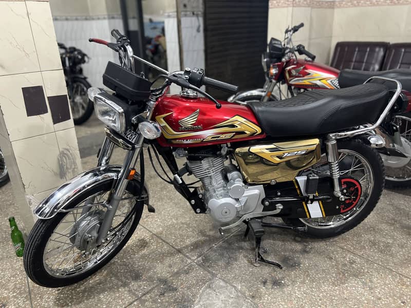 Honda CG125 Golden Addition 2026 model 1