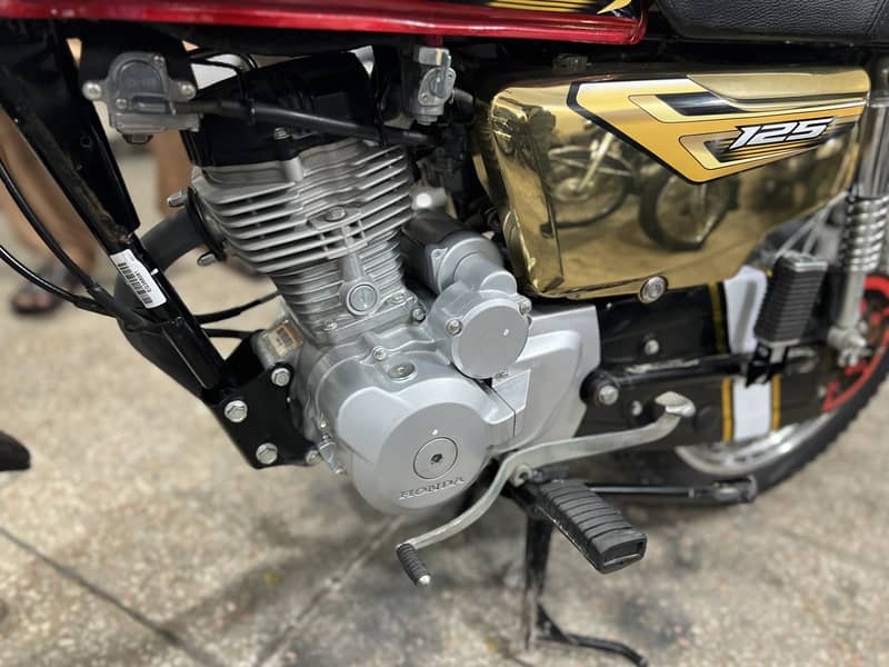 Honda CG125 Golden Addition 2026 model 2