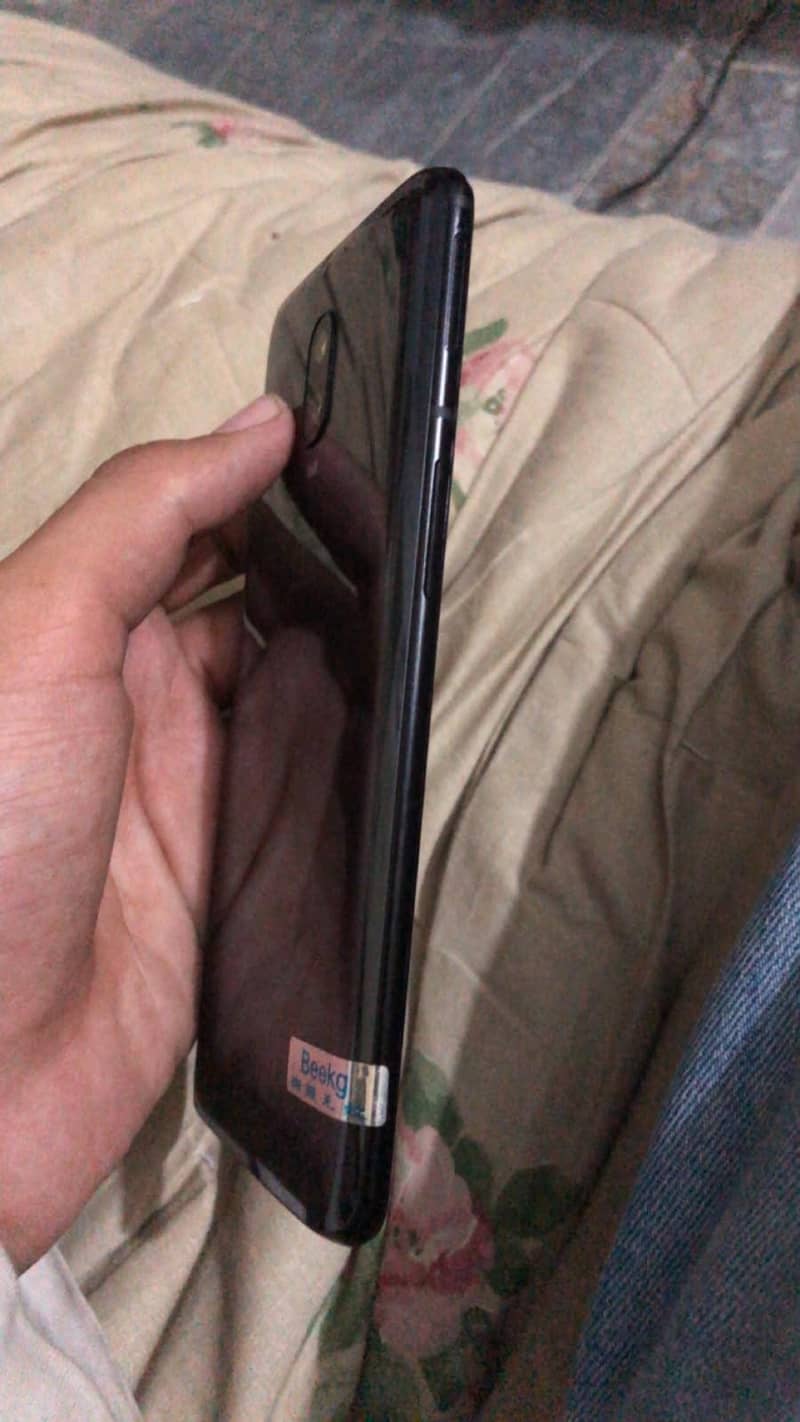 One Plus 6T 5