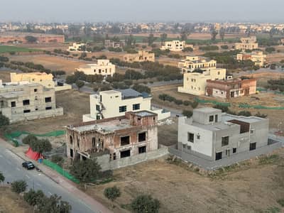 1 Kanal Fully Developed Plot Corner Location in G6 Block of Bahria Orchard phase 4
