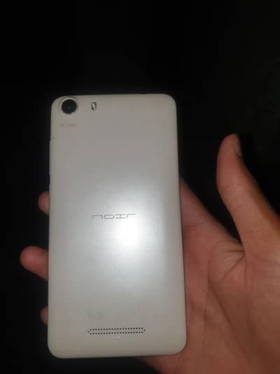 QMobile Noir i6 Metal One