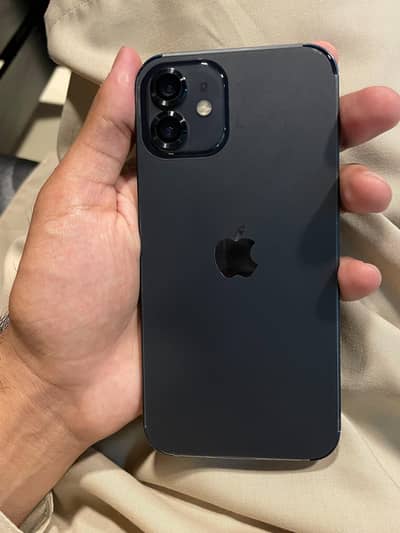 Apple iPhone 12