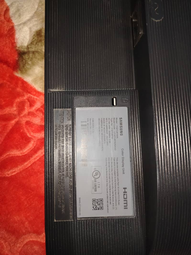 Samsung LCD&Led both Borderless 8