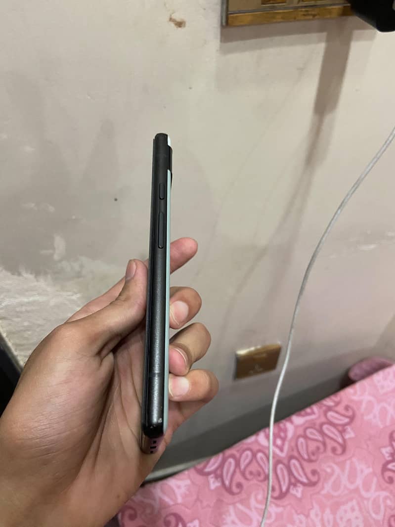 Google Pixel 6a 3