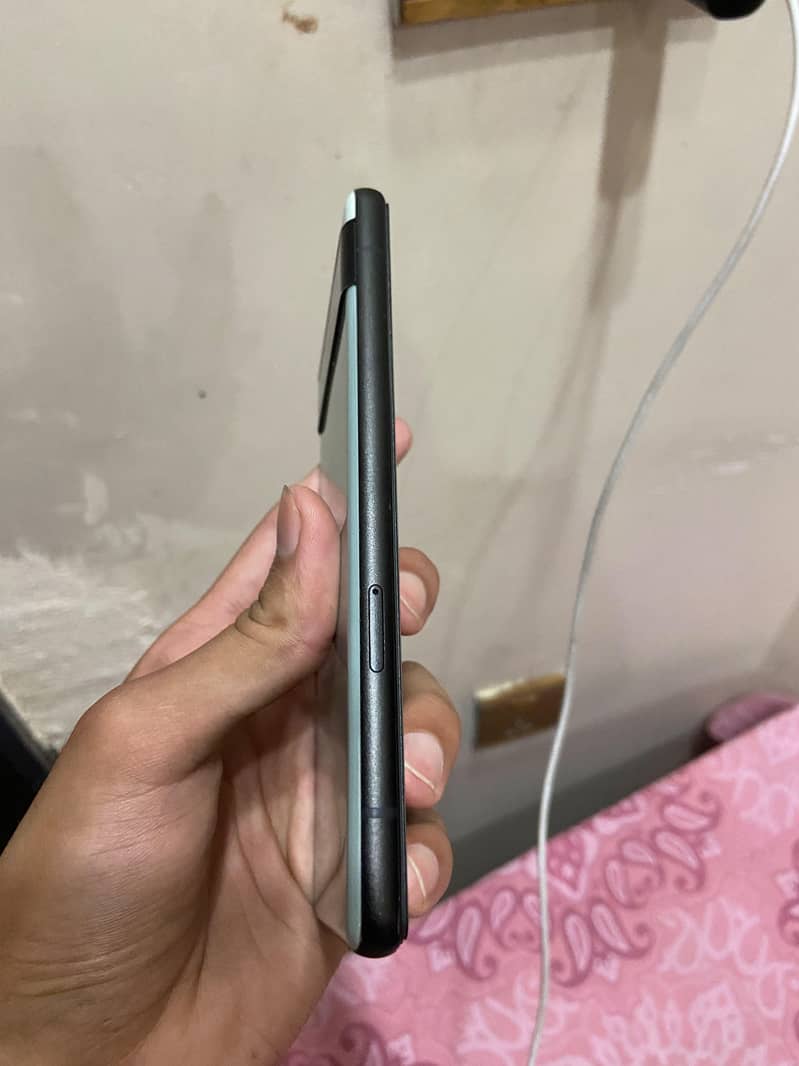 Google Pixel 6a 4