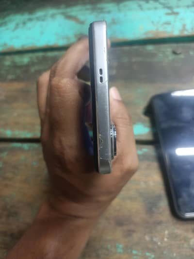 Infinix Hot 60i