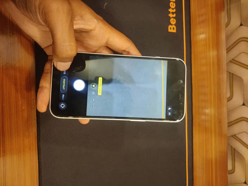 Apple iPhone 13 5