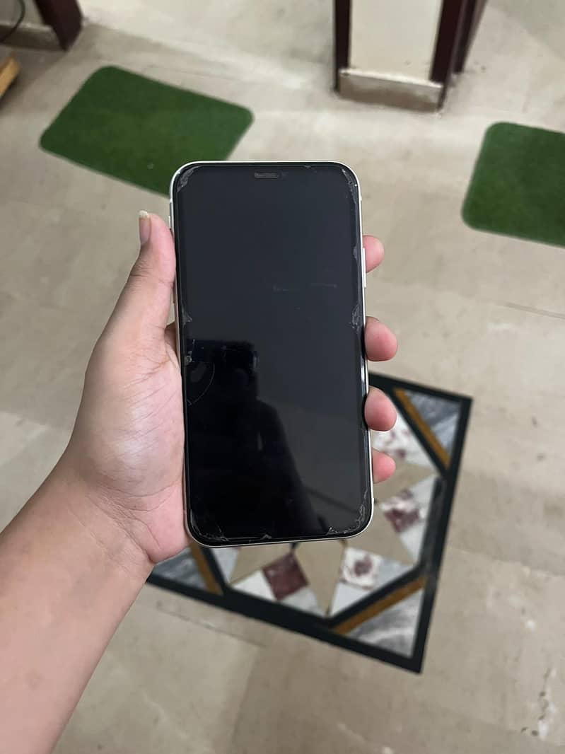 Apple iPhone 11 5