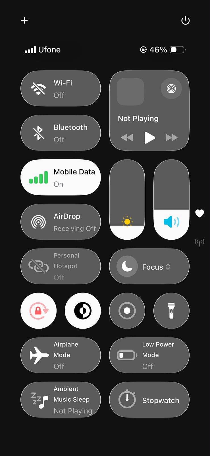 Apple iPhone 13 2