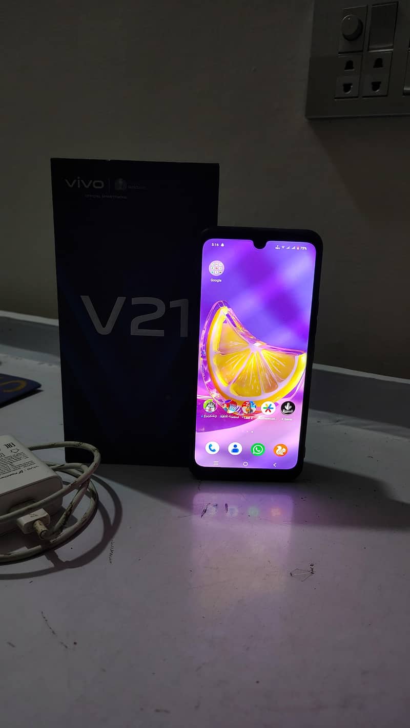 Vivo V21 3
