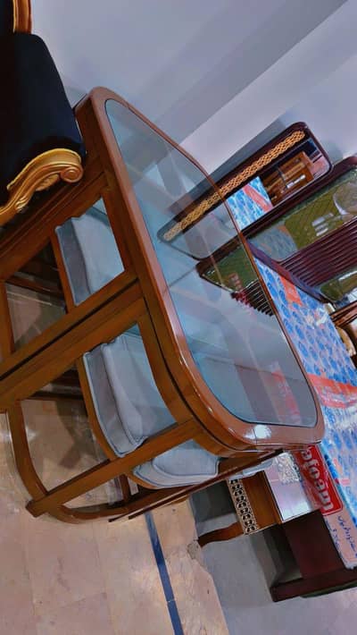 new dinning table with chairs