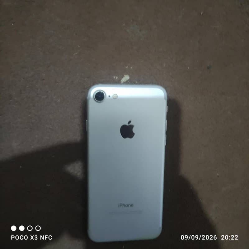 Apple iPhone 7 6