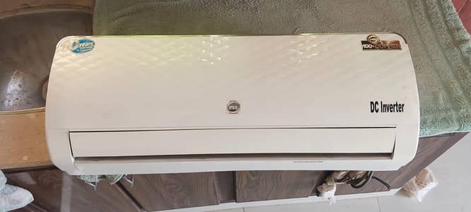 PEL 1 Ton DC Inverter Split AC (Heat & Cool) - Excellent Condition
