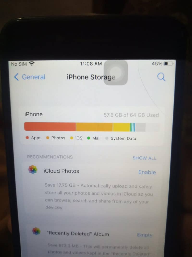 Apple iPhone 8 Plus 3