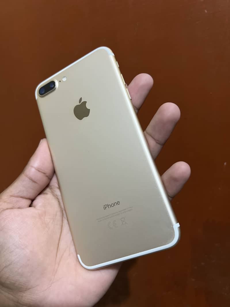 Apple iPhone 7 Plus 1