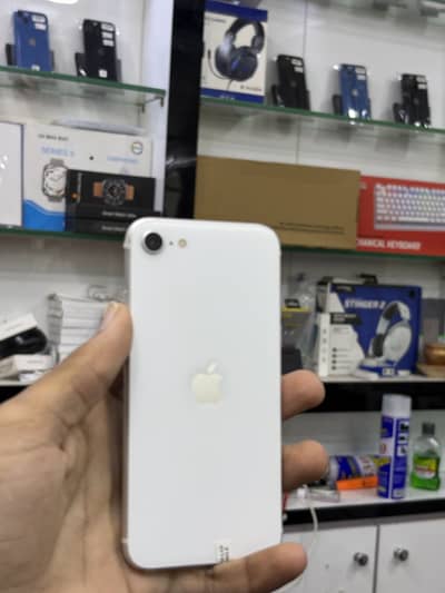 Apple iPhone SE