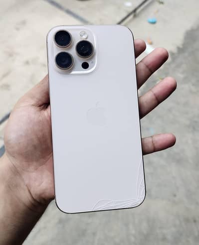 Apple iPhone 16 Pro Max